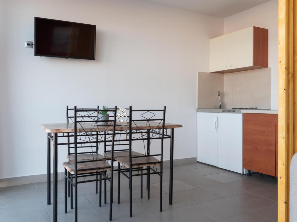 Marina View Rooms Rhodes City 外观 照片